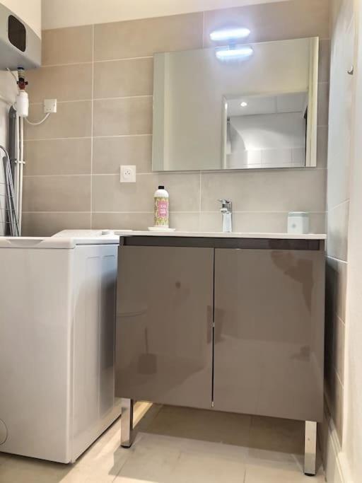Appartement Elegant Et Confortable Cote Gare Amberieu-en-Bugey Ngoại thất bức ảnh