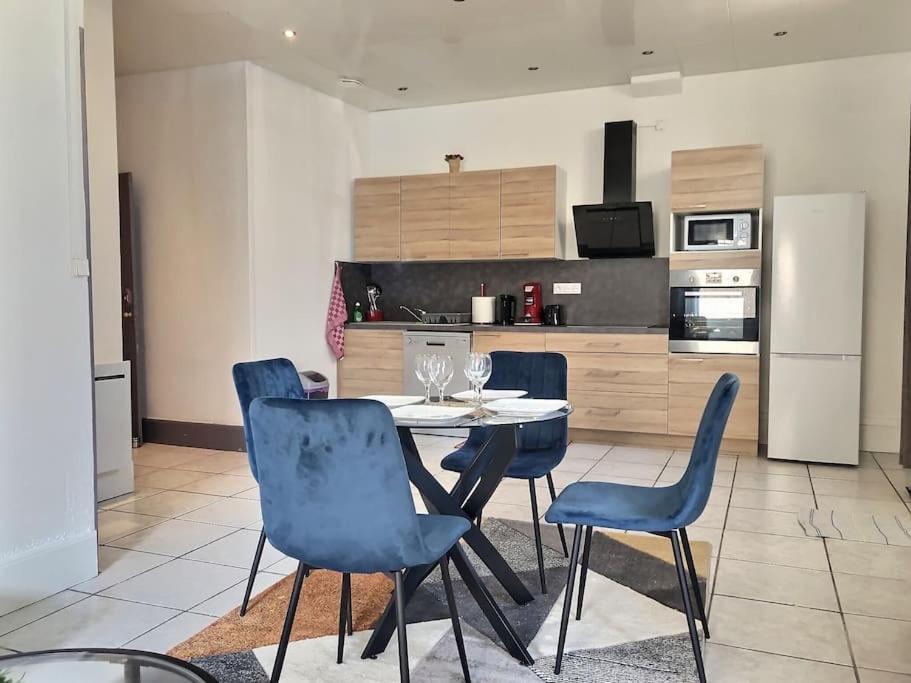 Appartement Elegant Et Confortable Cote Gare Amberieu-en-Bugey Ngoại thất bức ảnh